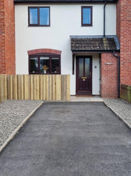 41 Mortimer Drive, Ideal Location Near Ludlow Orleton Экстерьер фото
